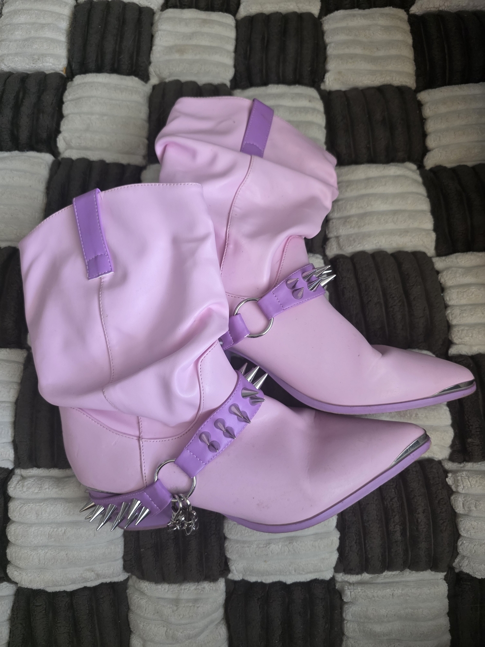 YRU Death Proof Lo Spike Cowboy Boots